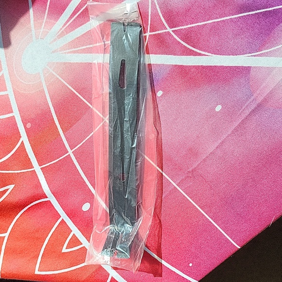 Man Crate FREE w/ bundle mini crowbar - Picture 3 of 8